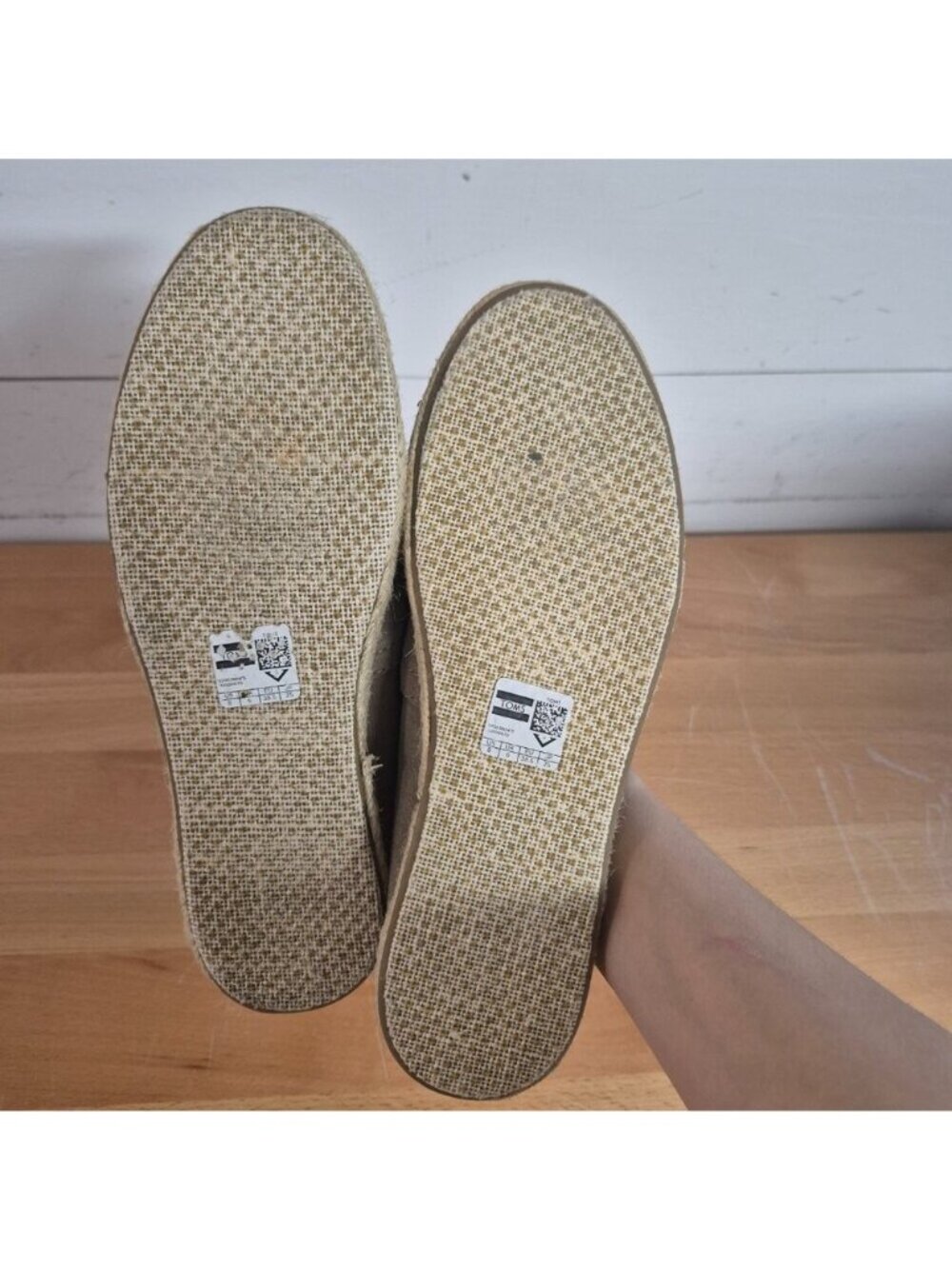 Toms Womens Taupe Suede Alpargata Flats Slip-On Shoes Size 8 Casual Comfort - Picture 3 of 3